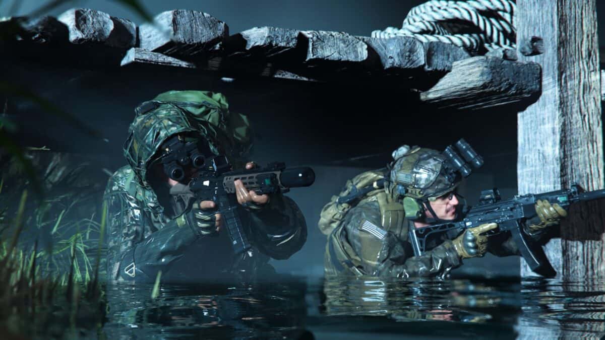 two cod modern warfare 2 operators in water