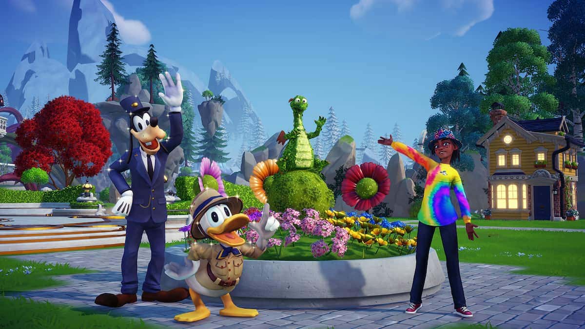 goofy donald and the character in Disney Dreamlight Valley