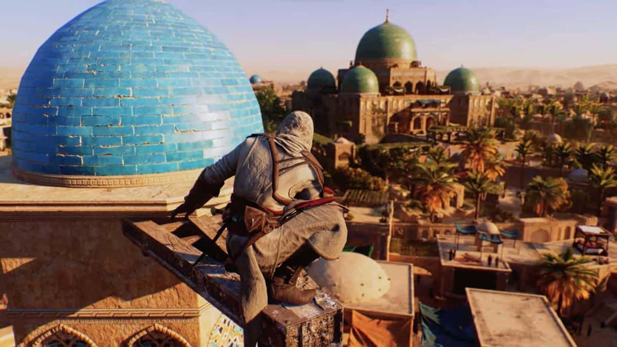 assassin's creed mirage basim climbing in Baghdad
