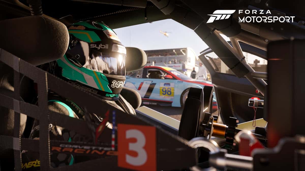Camera in cockpit side look in Forza Motorsport