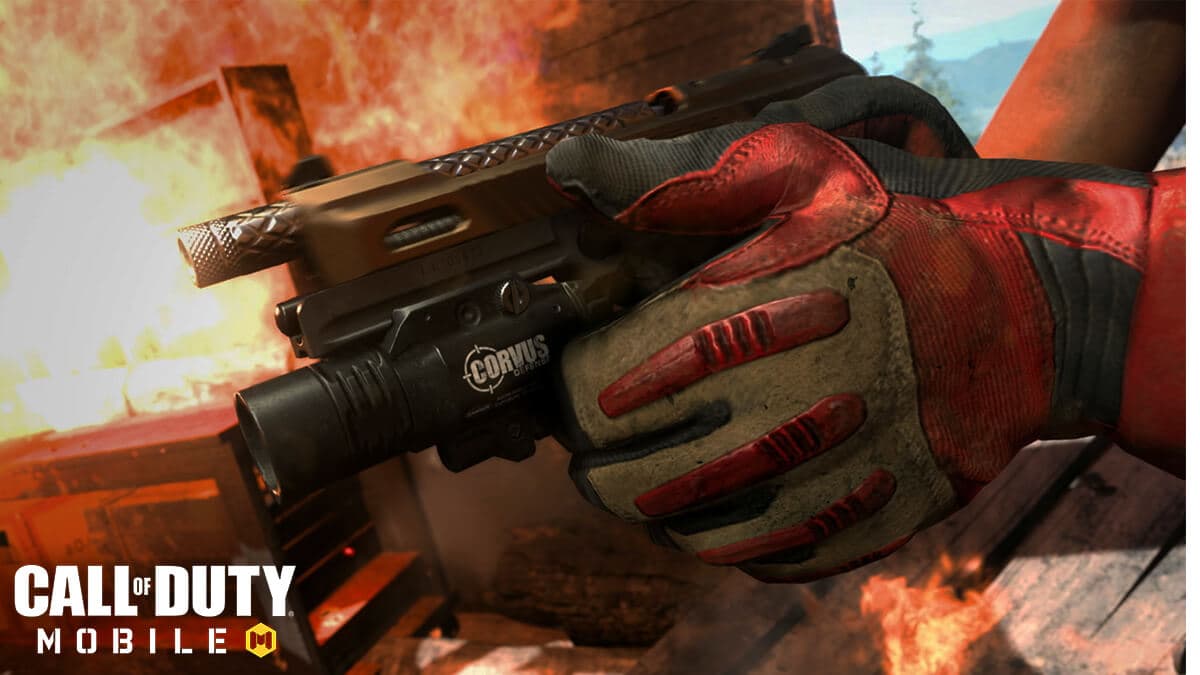 Player holding Modern Warfare's Renetti pistol