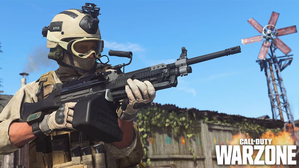 Player using an LMG in Warzone