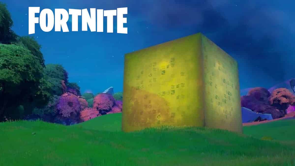 Gold cube in Fortnite