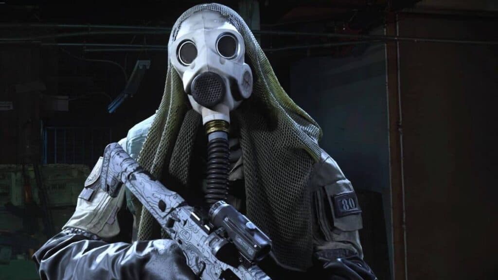 Warzone character weaing gas mask
