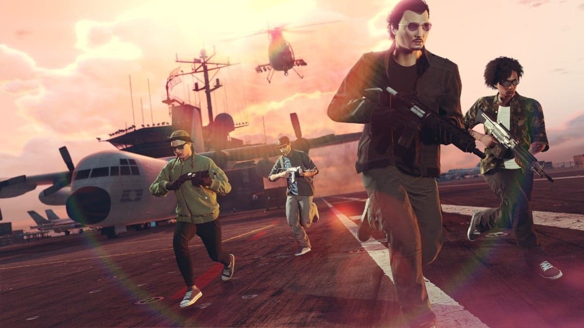 Four GTA characters running while holding guns