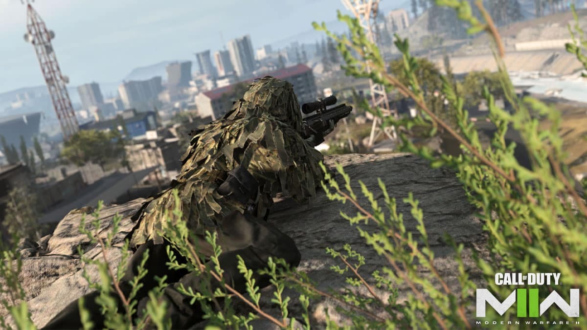 Warzone player sniping with Ghillie Suit in Verdansk
