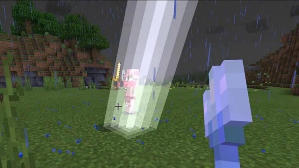 Minecraft Trident summoning lightning strikes with Channeling enchantment