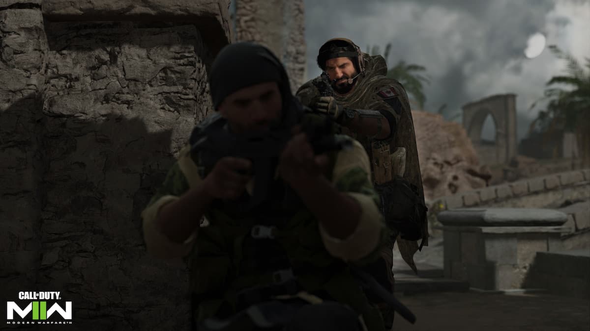 Two Modern Warfare 2 Operators