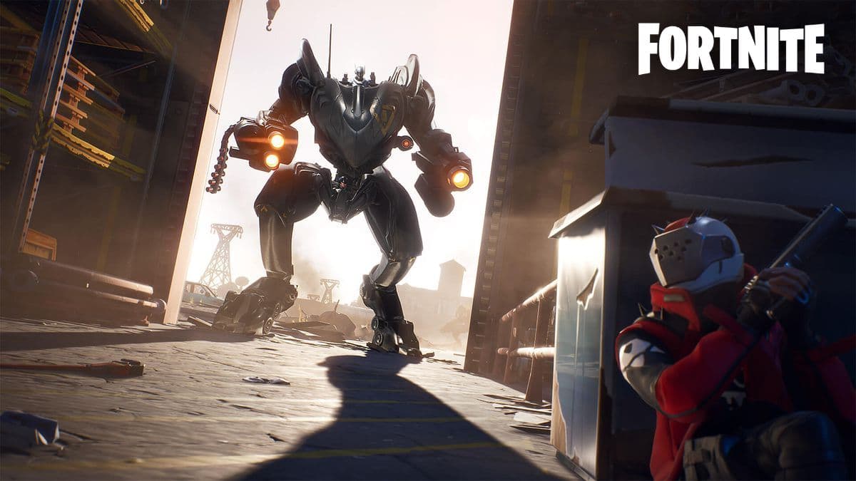 Fortnite player fighting robot in Creative 2.0