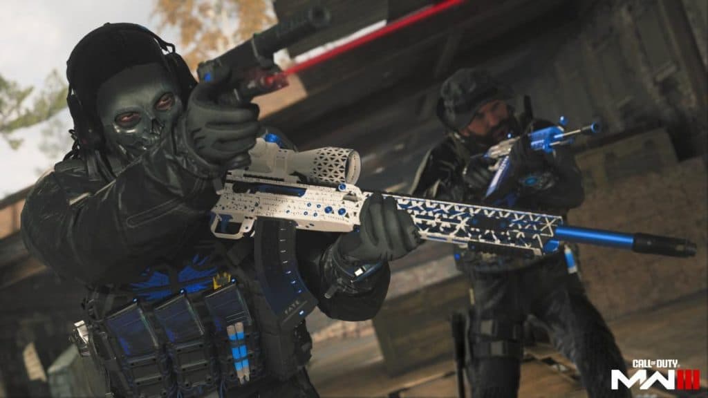 Modern Warfare 3 Operator holding rilfe with camo.