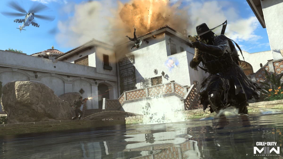 La Casa map in MW2 with an Operator running forward on water